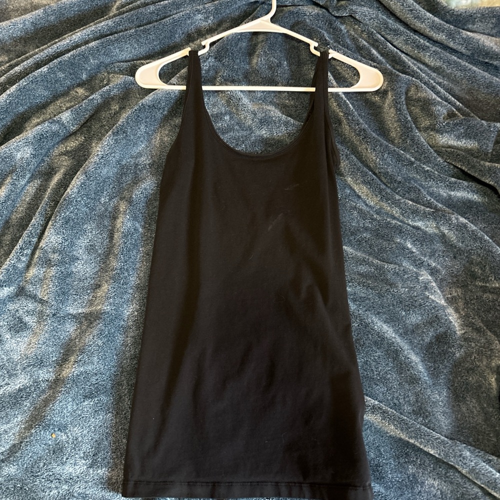 Maurice’s size medium tank top